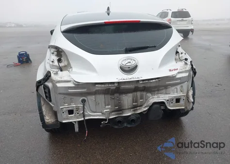 2015 Hyundai Veloster Turbo z USA, uszkodzony, nr VIN KMHTC6AE0FU227333